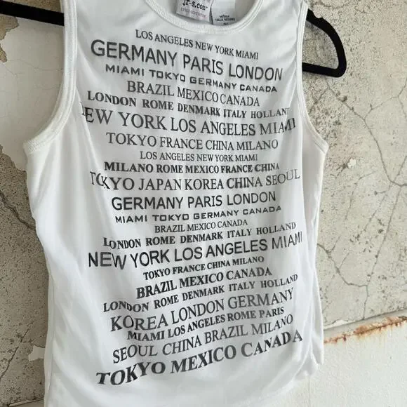 Y2K Tank Top Graphic City Print White Black Sleeveless Shirt Vtg Cotton Womens M - Picture 2 of 8